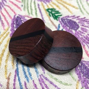 Wooden Plugs 28mm